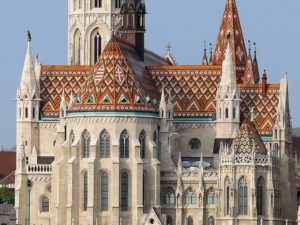 Die Matthiaskirche und ihre einzigartige Architektur