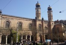 Budapest synagogue
